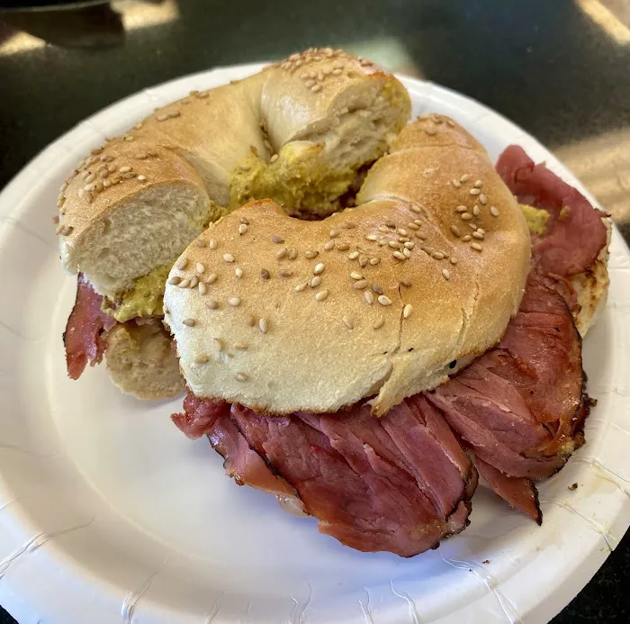 Ben's Bagel Barn Picture 2