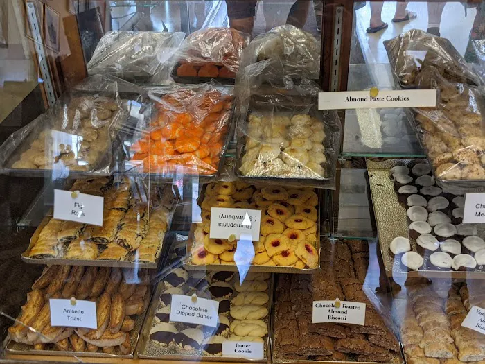 Caruso's Pastry Shop Picture 1