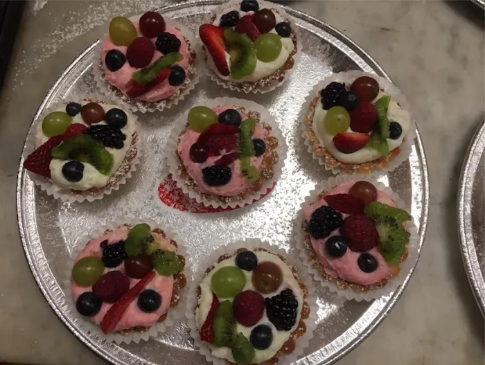 Caruso's Pastry Shop Picture 3