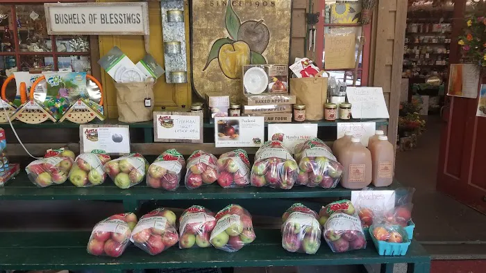 Fo'Castle Farm Country Store Picture 6