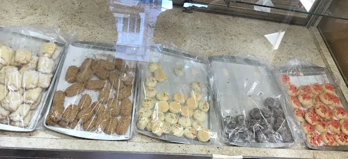 Guiseppe's Bakery Picture 4