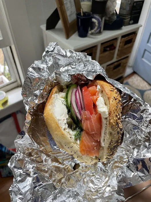 Bagel Hound Wellfleet Picture 8