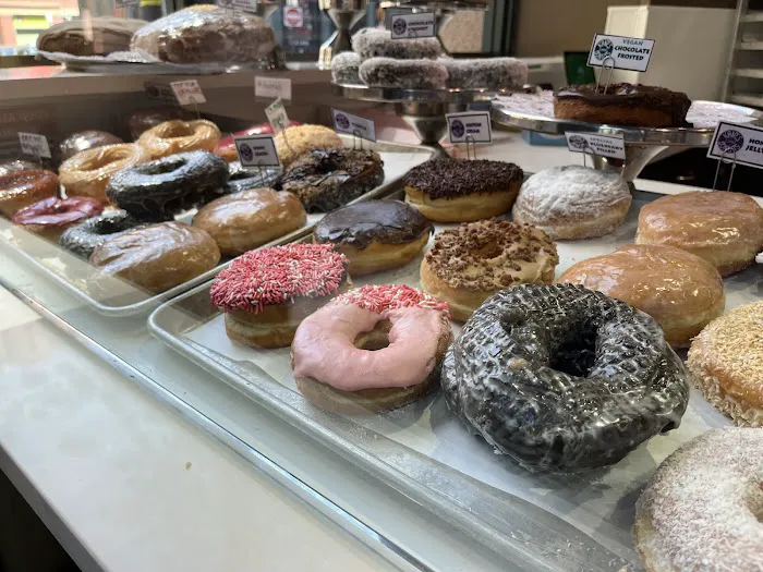 Kane's Donuts in Boston Picture 2
