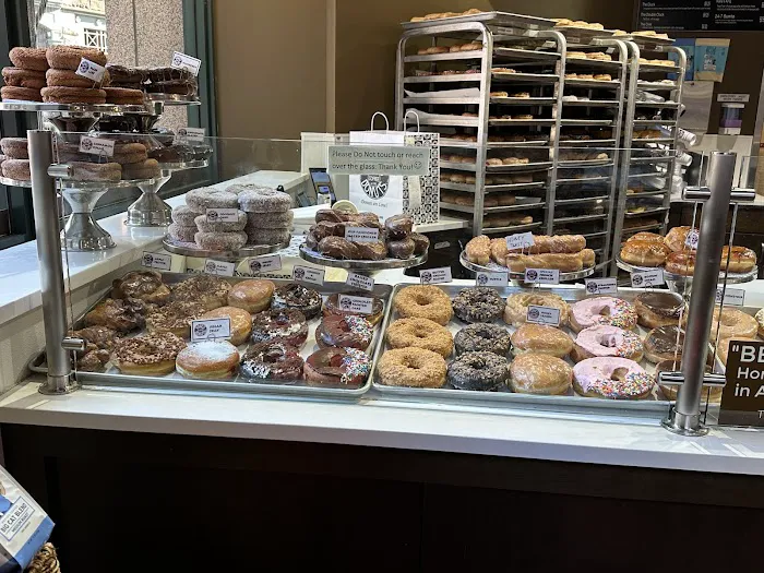 Kane's Donuts in Boston Picture 3