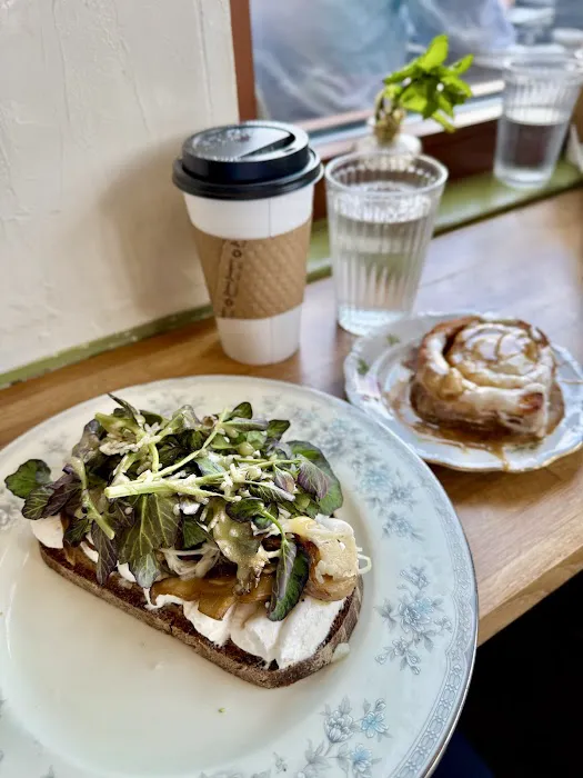 Verveine Cafe & Bakery Picture 2