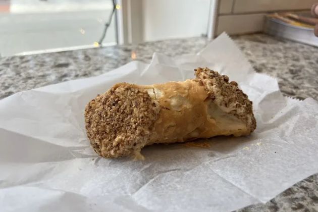 Mike's Pastry