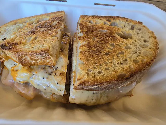 Hi-Rise Bread Company Picture 2
