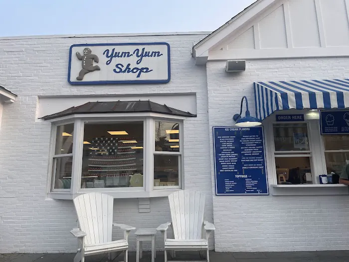 Yum Yum Shop Picture 8
