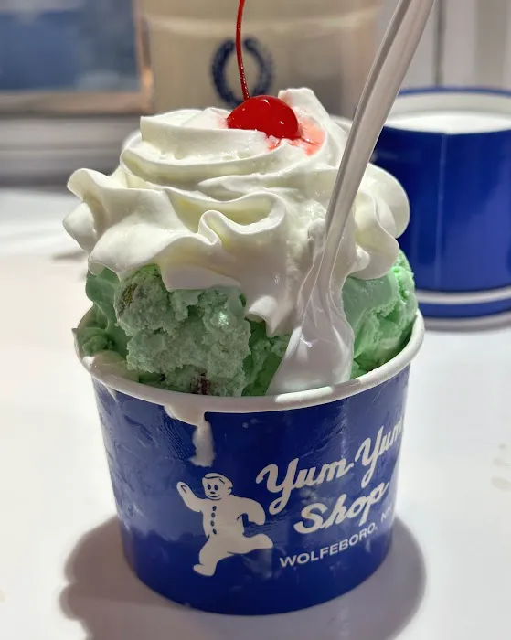 Yum Yum Shop Picture 3