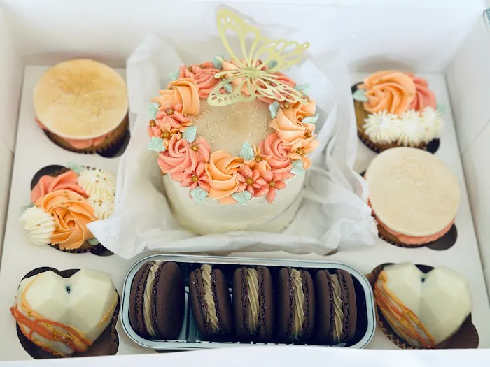 Specially Made Cakes Picture 4