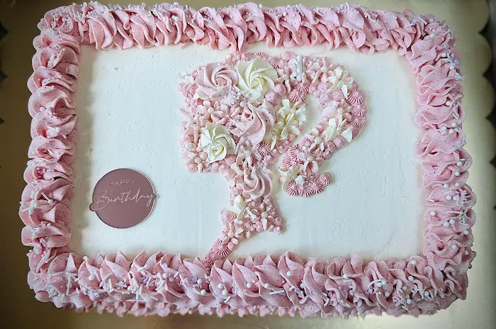 Specially Made Cakes Picture 8