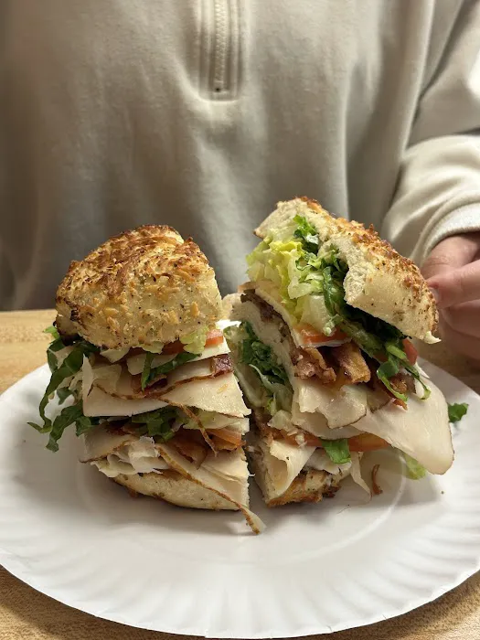 Main St Bagel & Deli Picture 3