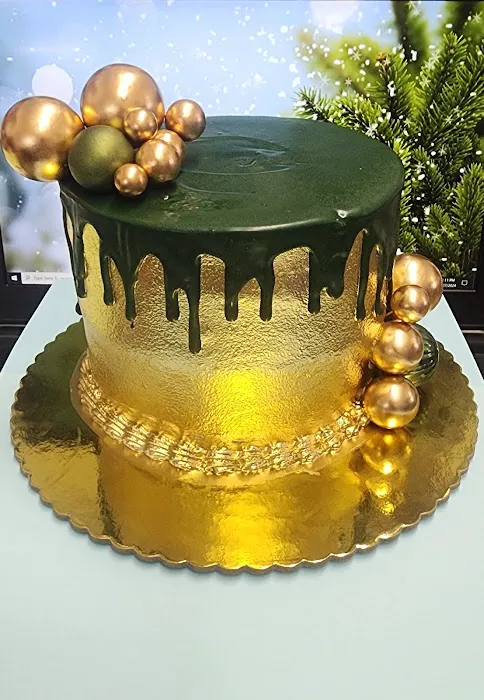 Yeska Cakes Picture 9