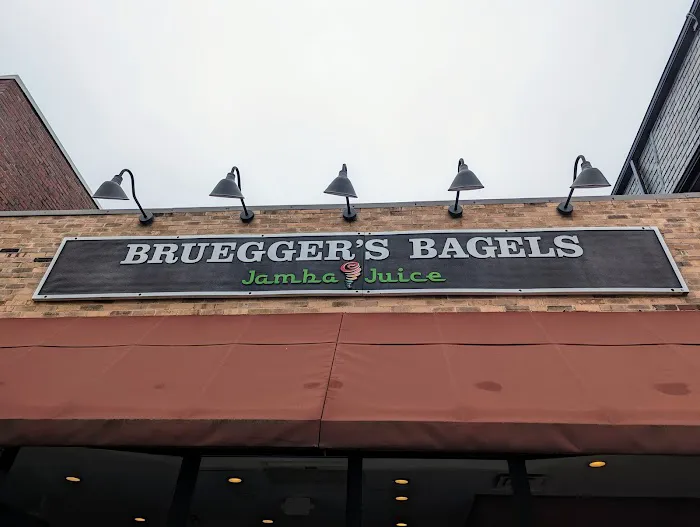Bruegger's Bagels Picture 9