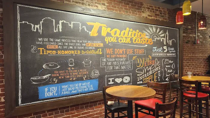 Bruegger's Bagels Picture 8