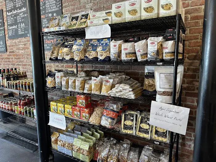 Modern Pastry Shop Picture 6
