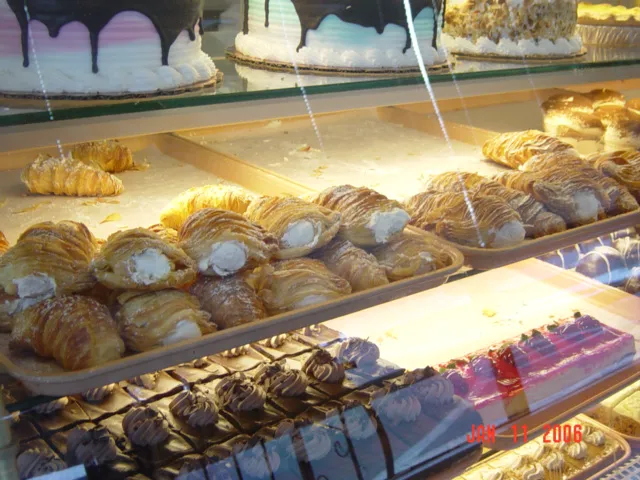 La Cascia's Bakery - Medford, MA Picture 5