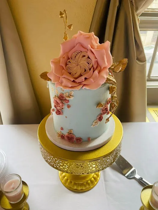 Let Them Eat Cake Picture 6
