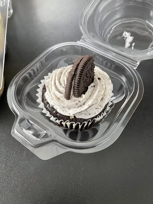 Cakes On Main Picture 5