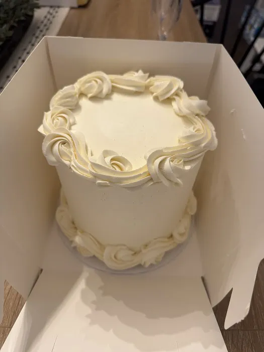 Custom Cakes by Adele Picture 7