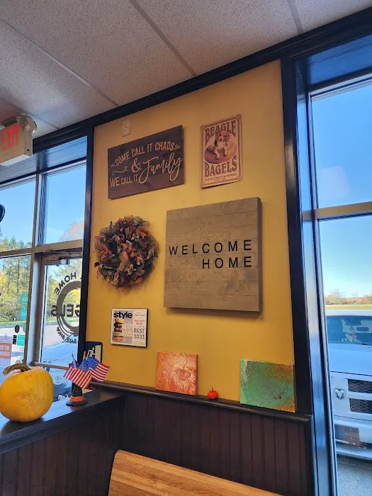 Back Home Bagels Deli & Bake Shop Picture 3