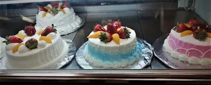Castillo's Bakery Picture 3