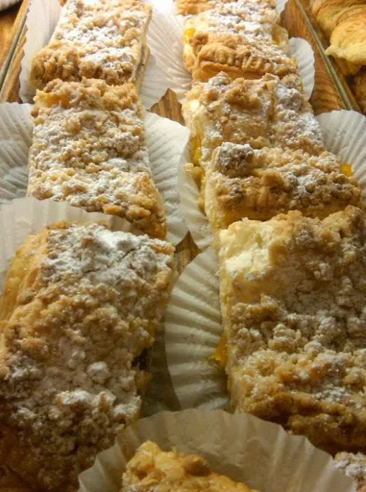 Carmen's Bakery and Deli Picture 8