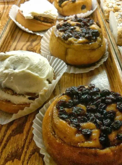 Carmen's Bakery and Deli Picture 7