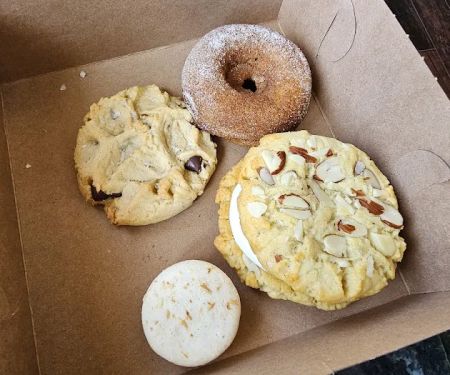 The Honey Bean Bakery & Coffee Shop