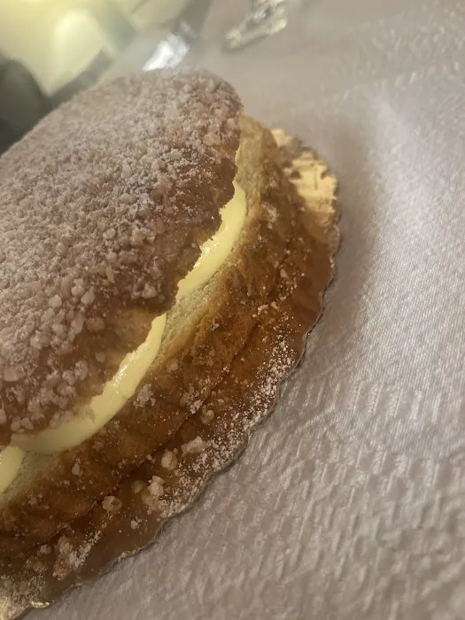 NinaLou Pâtisserie Picture 3