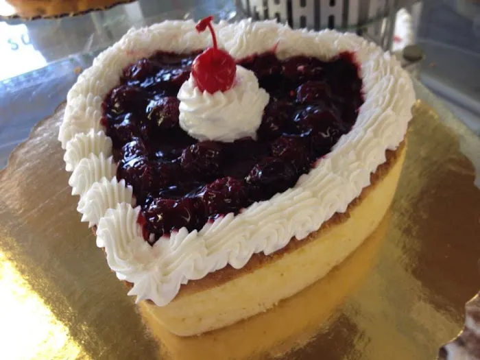 Tony & Vinnies Italian Bakery & Deli Picture 5