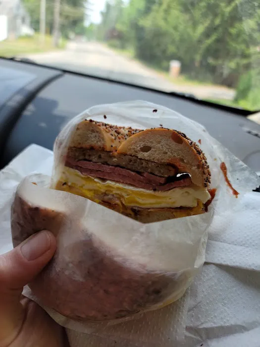A&B Bagel, Deli and Grill Picture 1