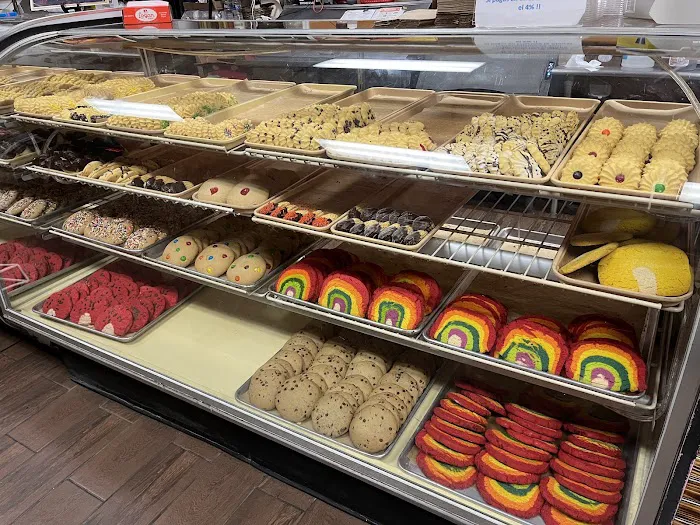 Amigon's Bakery Picture 4