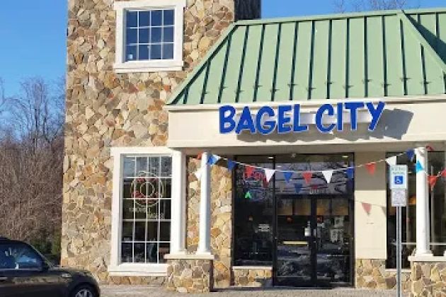 Bagel city grille