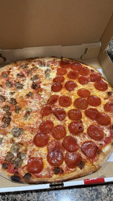 G&D Bagel and Pizza Picture 2