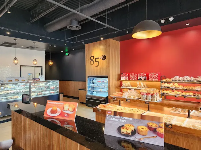85°C Bakery Cafe - East Hanover Picture 9