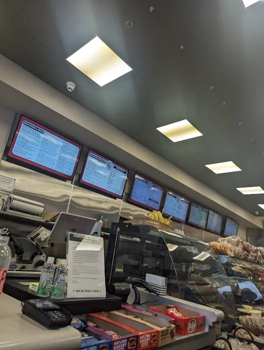 Ike's Bagel Cafe Picture 5