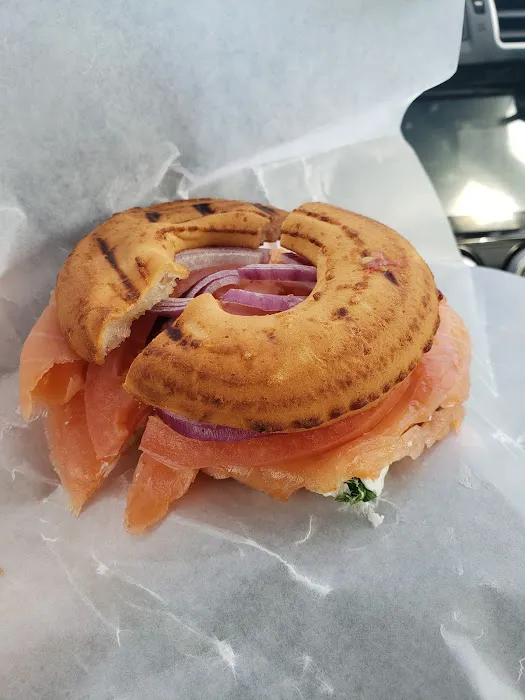 Ike's Bagel Cafe Picture 4