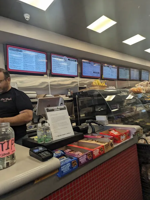 Ike's Bagel Cafe Picture 6