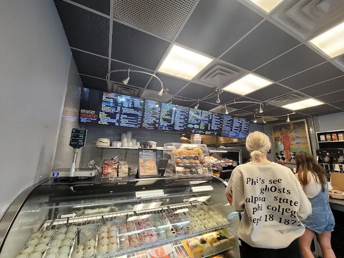 Hot Bagels Abroad Picture 1