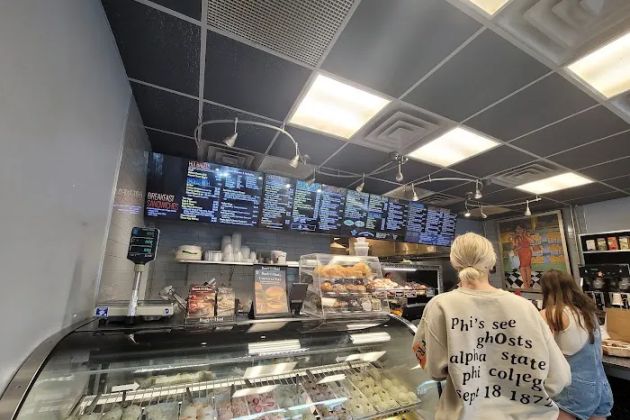 Hot Bagels Abroad
