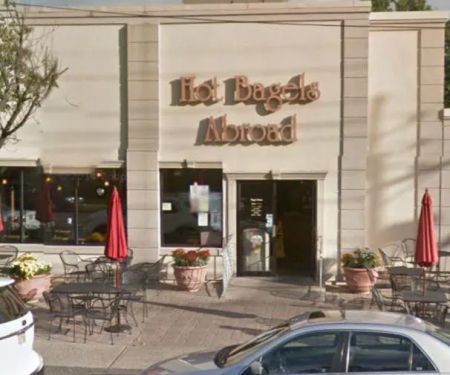 The Original Hot Bagels Abroad