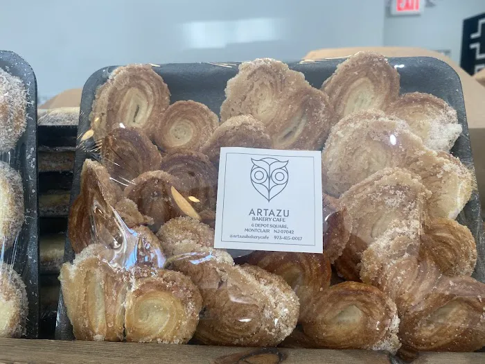 Artazu Bakery Cafe Picture 10