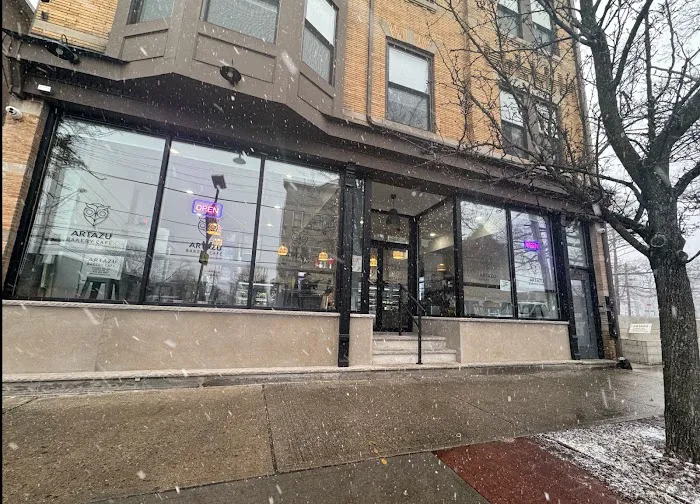 Artazu Bakery Cafe Picture 5