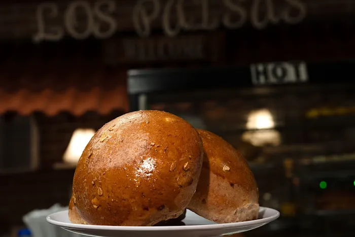 Los Paisas Bakery Picture 7