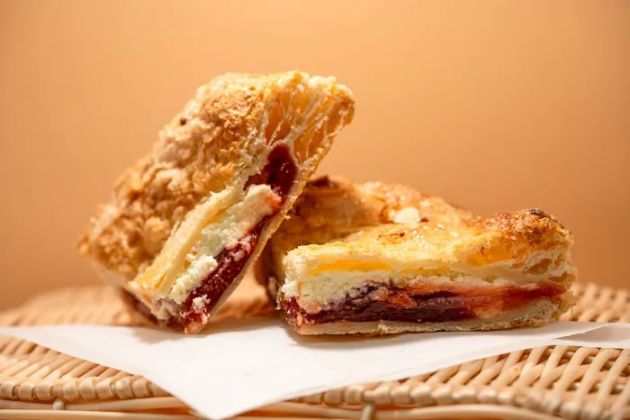 Los Paisas Bakery