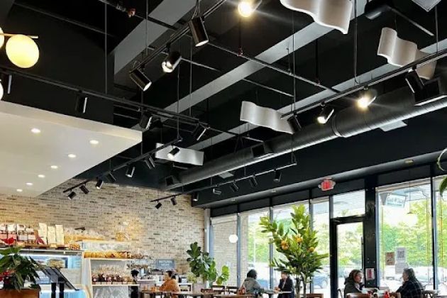 Cafe Trois