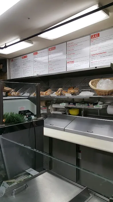 ANDERSON BAGEL & DELI Picture 3