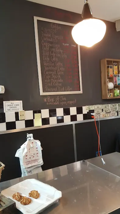 ANDERSON BAGEL & DELI Picture 2