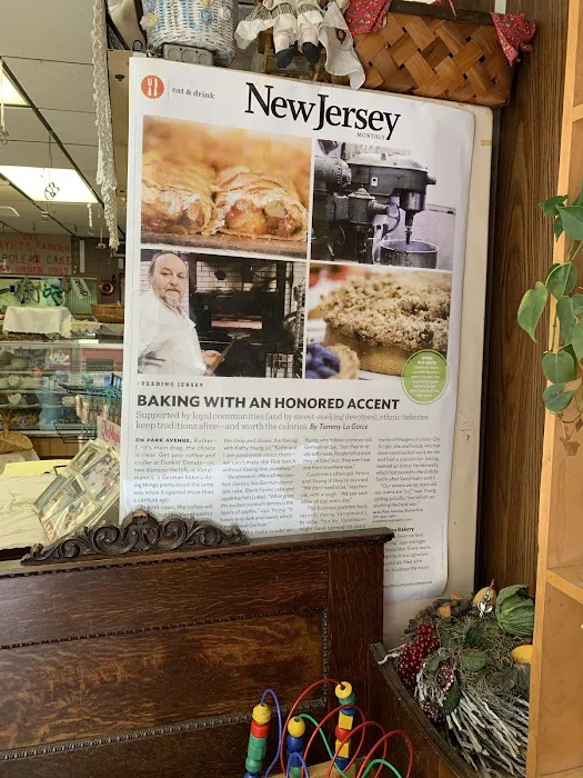 Varrelmann's Bake Shop Picture 10